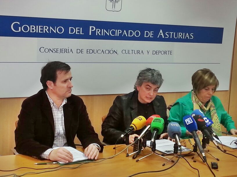 20140414_firma_acuerdo_interinos