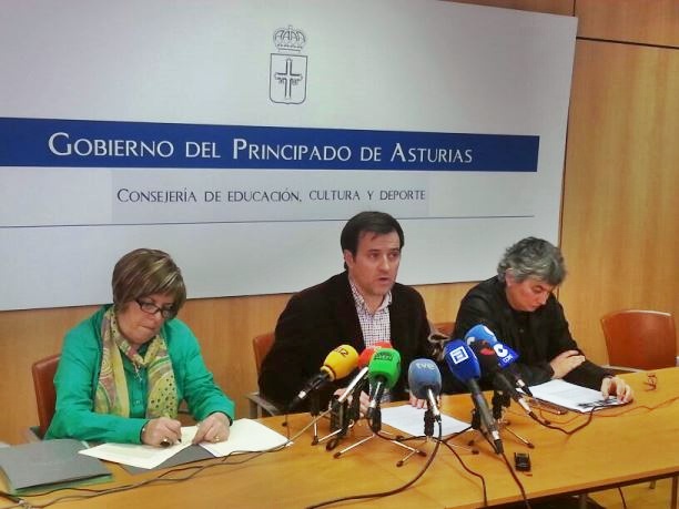 20140414_firma_acuerdo_interinos_2